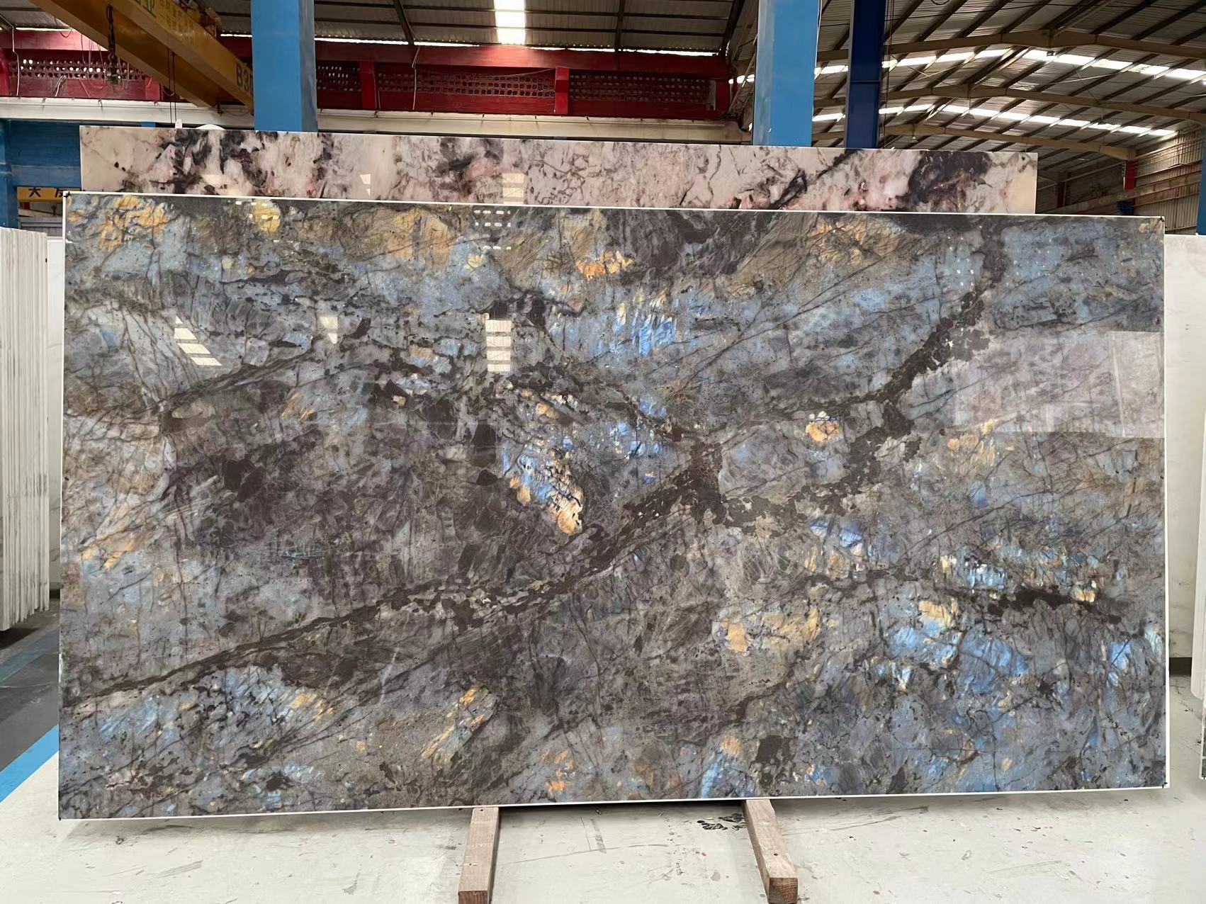 Mica blue jade QZT1630913 image 3