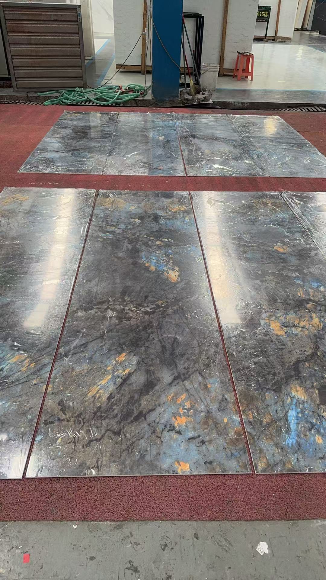 Mica blue jade QZT826613 image 3